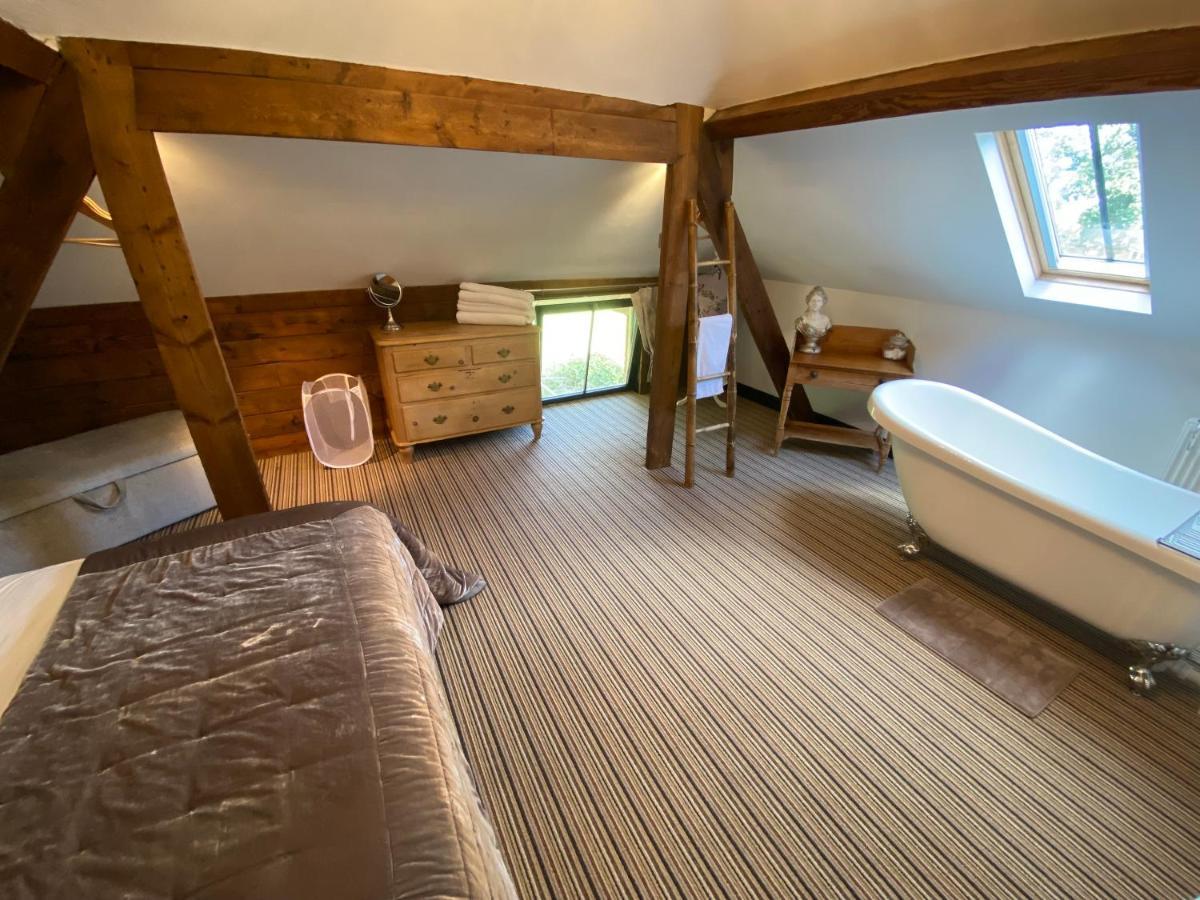 Betsey Trotwood. Historic Stylish 2-Bed Cottage. Blundeston 외부 사진